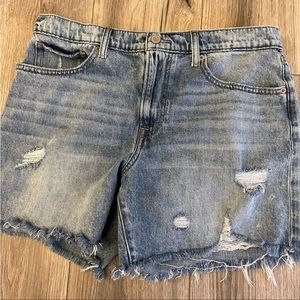 Lucky Brand Mid Rise Cut Off Distressed Denim Shorts | Light Wash | 12/31
